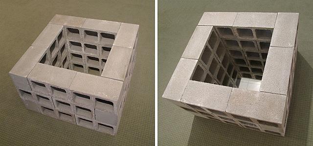 23393909 (concrete blocks, mirror)
