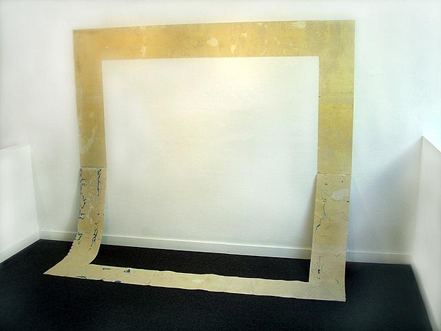 27769408 (tape, paint, plasterl)